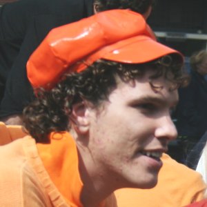 casquette de gavroche en cuir orange