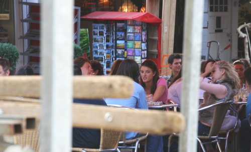 rangements et pot en terrasse